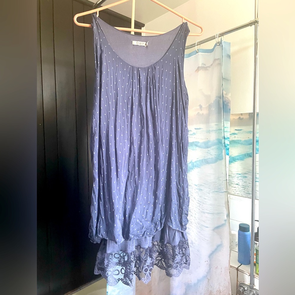 Gorgeous long flowy top - made in Italy